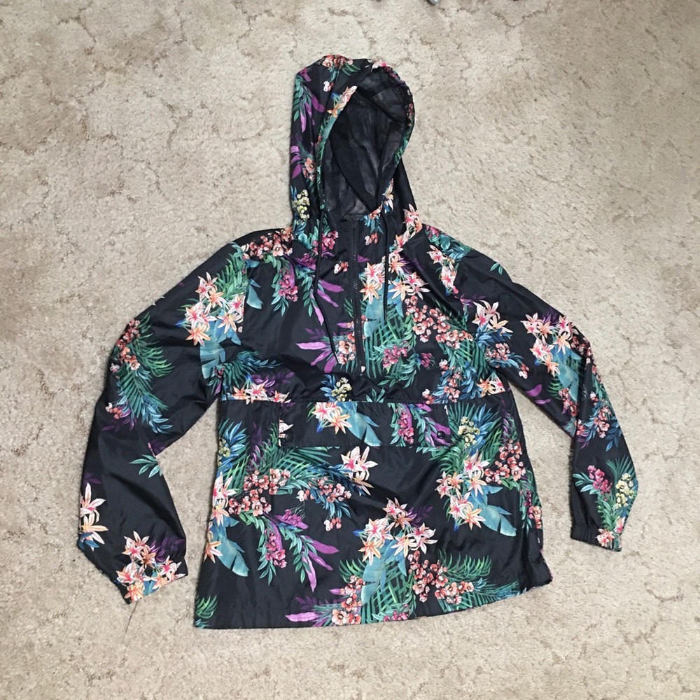 ❌SOLD❌Tropical Hooded rain coat/windbreaker